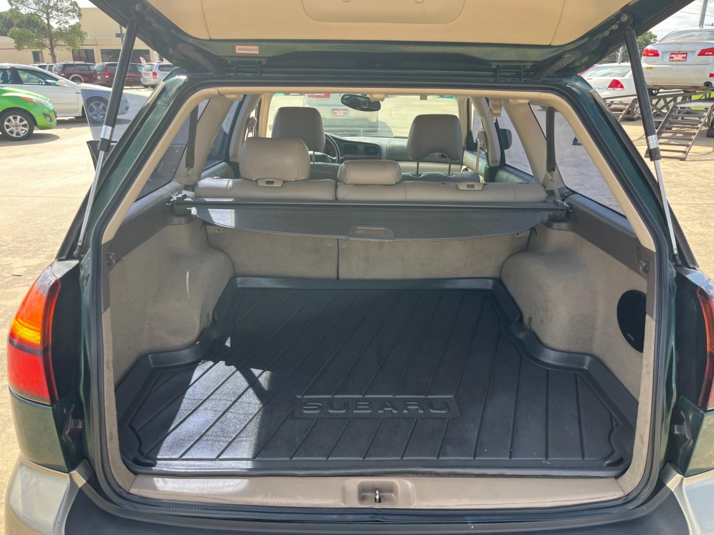 2003 green /TAN Subaru Outback Limited Wagon (4S3BH686737) with an 2.5L H4 SOHC 16V engine, 5-Speed Manual Overdrive transmission, located at 14700 Tomball Parkway 249, Houston, TX, 77086, (281) 444-2200, 29.928619, -95.504074 - Photo#13